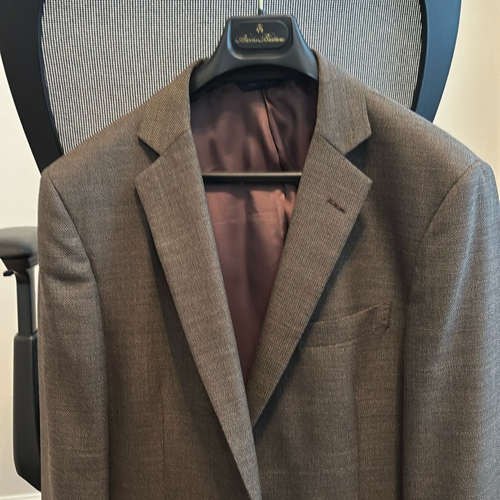 Brooks Brothers Hopsack Sport coat, size 43r, Regent Fit great condition,